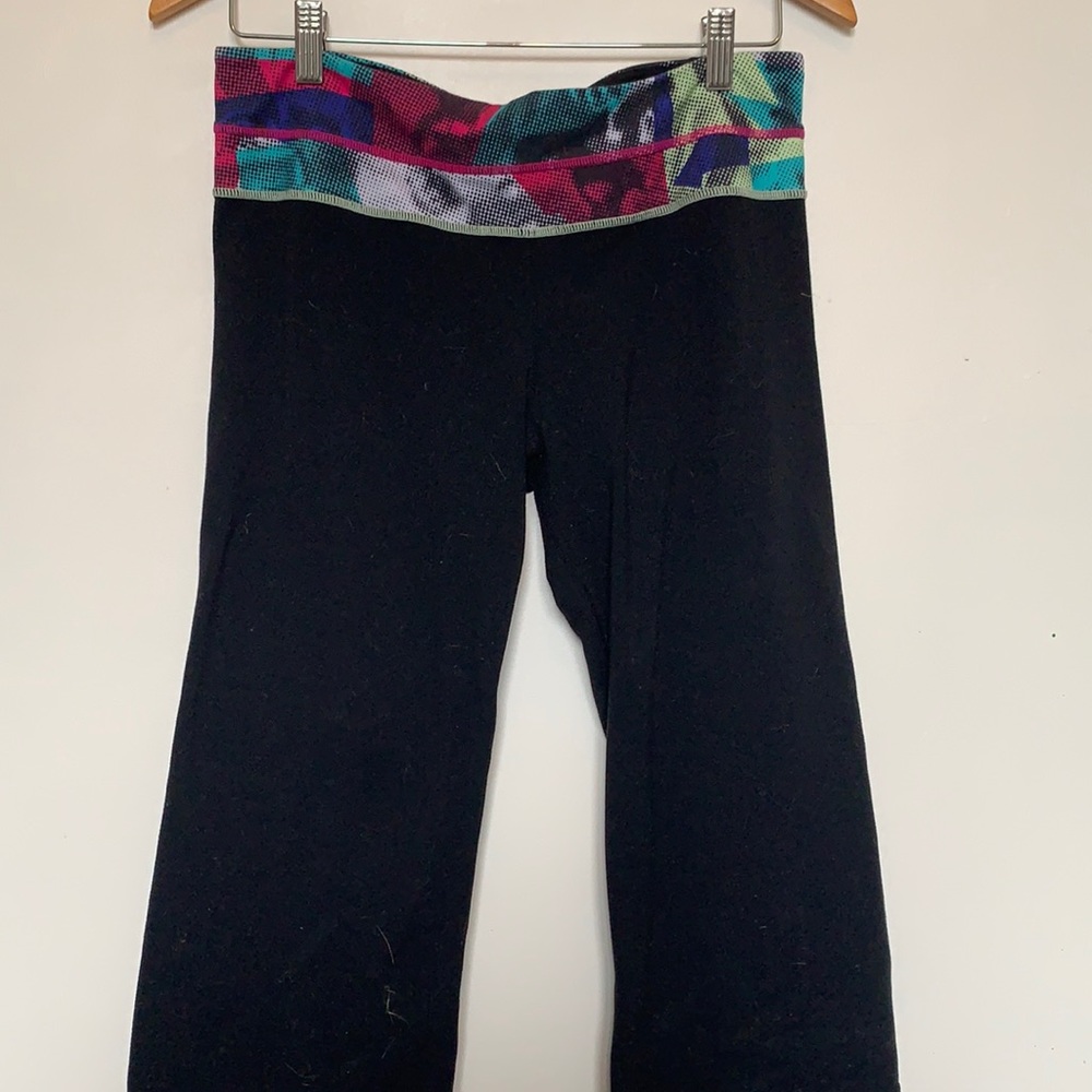 LuluLemon Capri Pants - size 8 Groove Crop